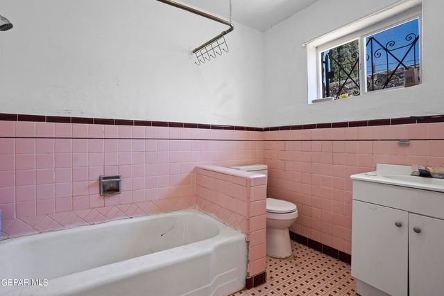 3501 TAYLOR Avenue, El Paso, TX 79930