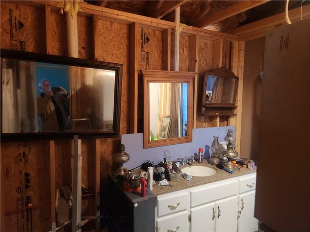 5490 state highway 333, London, AR 72847