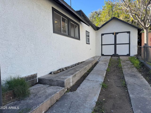 184 S Kent Street, Miami, AZ 85539