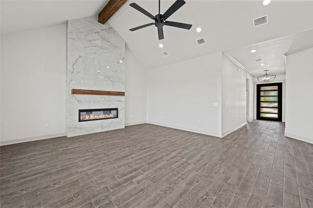 405 Willow Drive, Troy, TX 76579