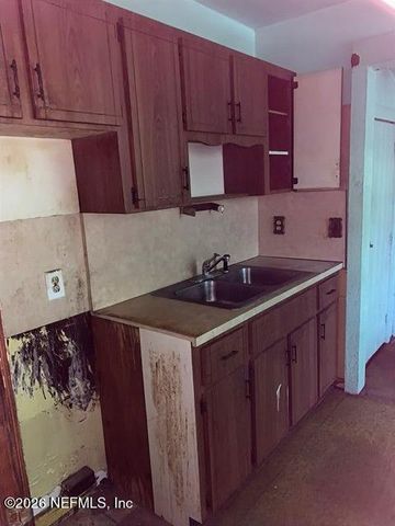 1565 W 27TH Street, Jacksonville, FL 32209