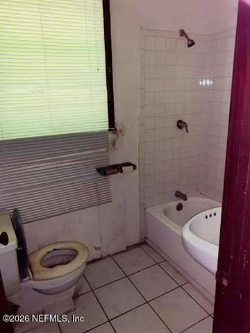1565 W 27TH Street, Jacksonville, FL 32209