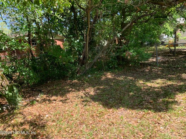 1565 W 27TH Street, Jacksonville, FL 32209