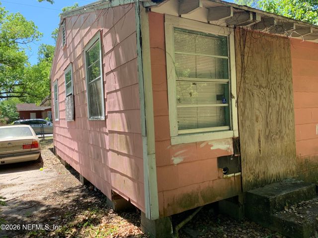 1565 W 27TH Street, Jacksonville, FL 32209