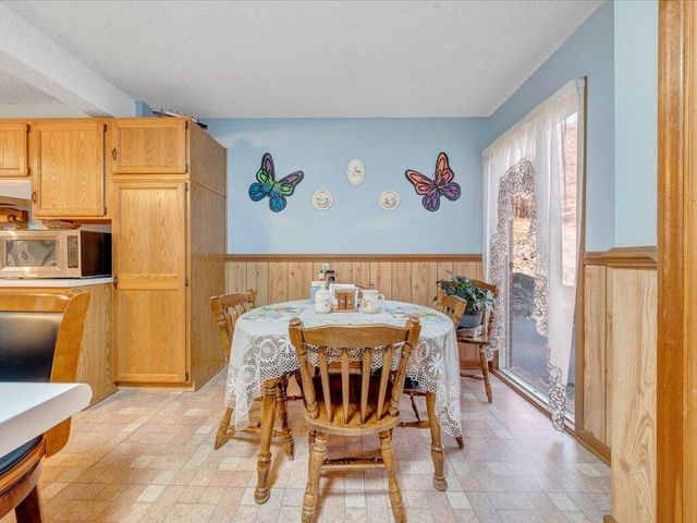 1043 Liberty ST, Martinsville, VA 24112