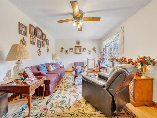 1043 Liberty ST, Martinsville, VA 24112