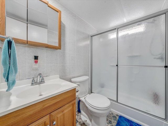 1043 Liberty ST, Martinsville, VA 24112