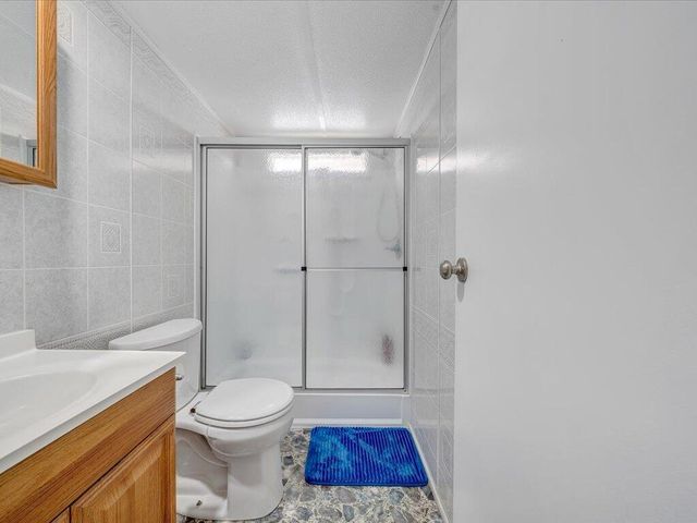 1043 Liberty ST, Martinsville, VA 24112