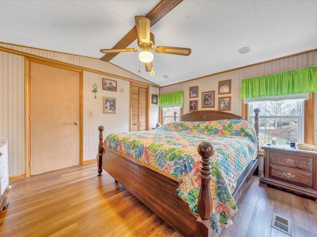 1043 Liberty ST, Martinsville, VA 24112