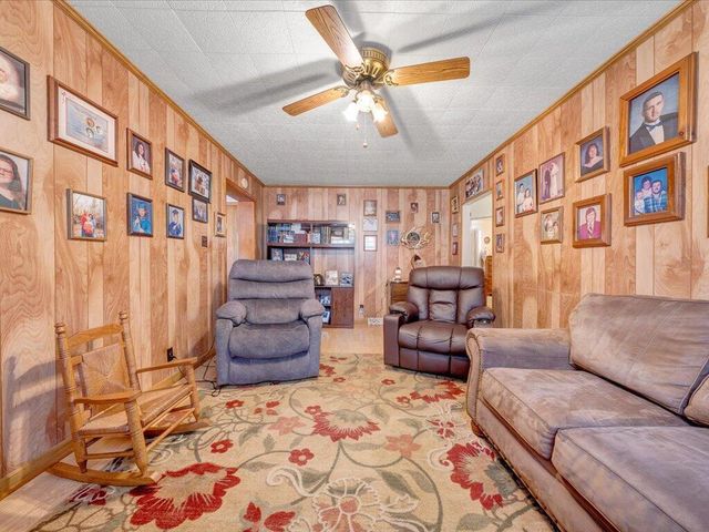 1043 Liberty ST, Martinsville, VA 24112