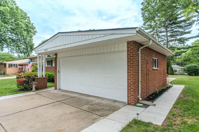 32973 Grennada Street, Livonia City, MI 48154