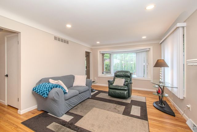 32973 Grennada Street, Livonia City, MI 48154