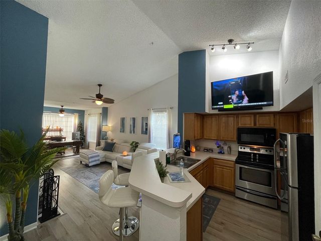 13103 MULBERRY PARK DRIVE 831, Orlando, FL 32821
