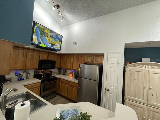 13103 MULBERRY PARK DRIVE 831, Orlando, FL 32821