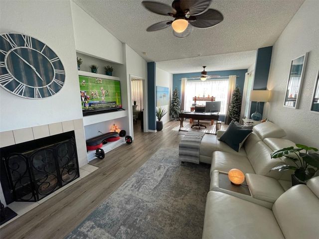 13103 MULBERRY PARK DRIVE 831, Orlando, FL 32821
