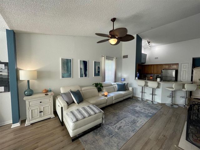 13103 MULBERRY PARK DRIVE 831, Orlando, FL 32821