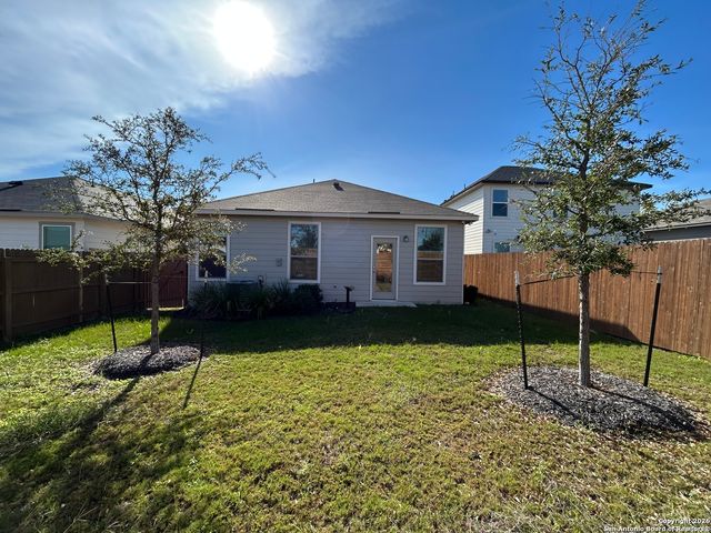 11807 Black Rose, San Antonio, TX 78245