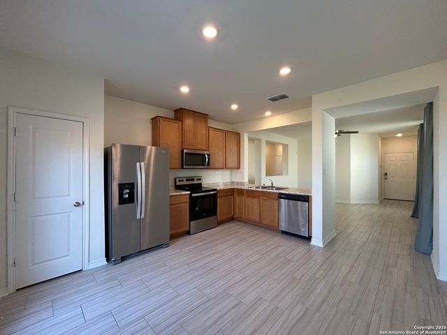 11807 Black Rose, San Antonio, TX 78245