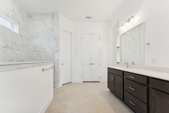 729 Teakmill TRL, San Marcos, TX 78666