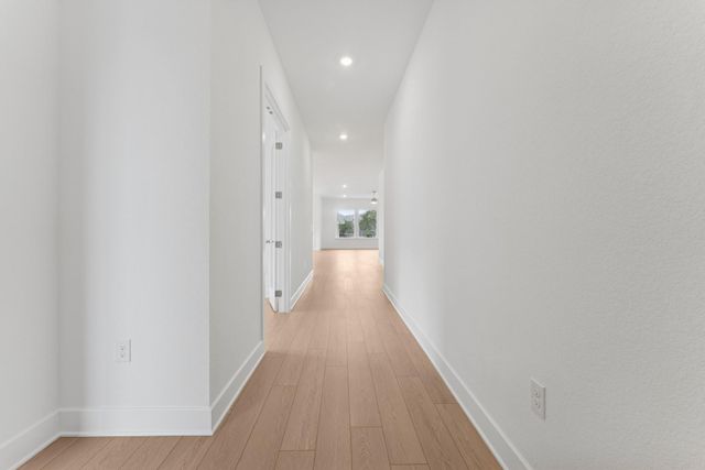 729 Teakmill TRL, San Marcos, TX 78666