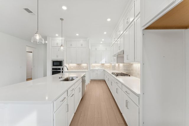 729 Teakmill TRL, San Marcos, TX 78666