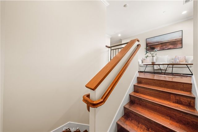 2438 Oneida Street D, Pasadena, CA 91107