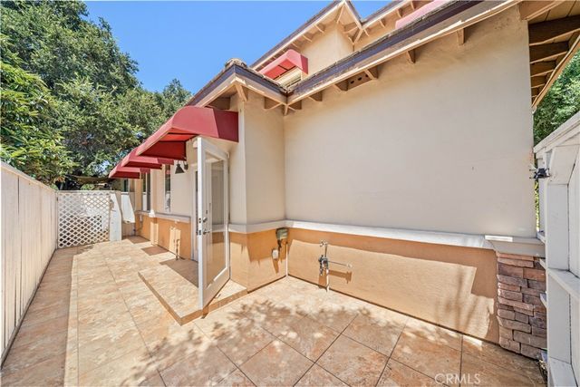 2438 Oneida Street D, Pasadena, CA 91107