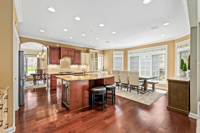 5925 Conservancy DRIVE, New Berlin, WI 53151