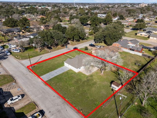 1740 6th Street, Hempstead, TX 77445
