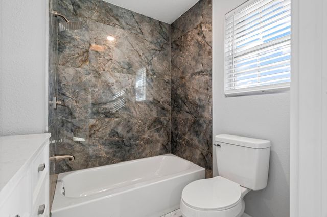 1740 6th Street, Hempstead, TX 77445