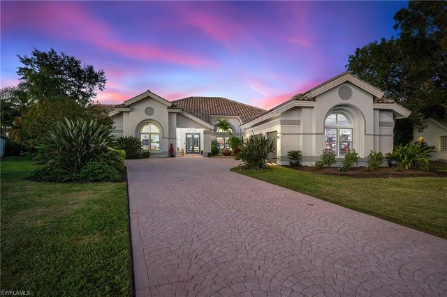 2041 Prince DR, Naples, FL 34110