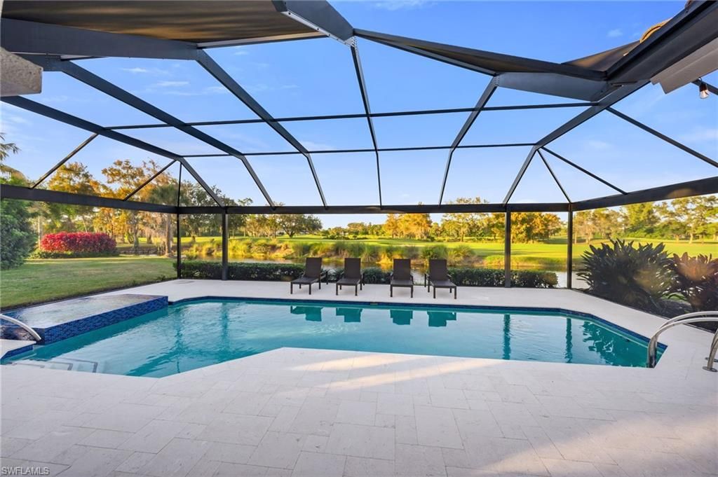 2041 Prince DR, Naples, FL 34110