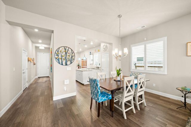5628 Whisper Wind Way, Roseville, CA 95747