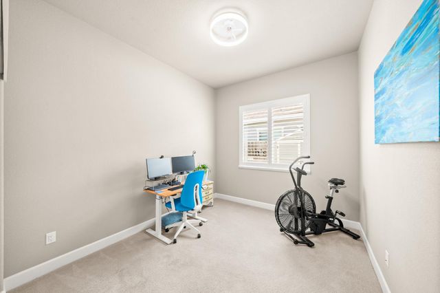 5628 Whisper Wind Way, Roseville, CA 95747