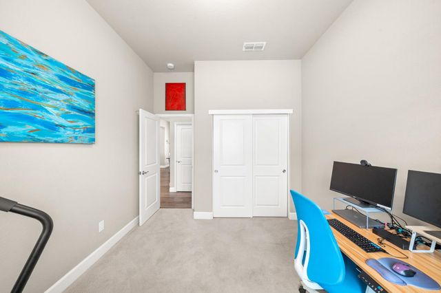 5628 Whisper Wind Way, Roseville, CA 95747