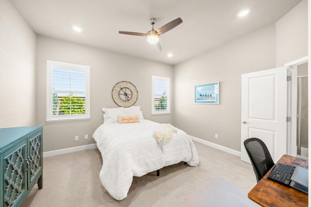 5628 Whisper Wind Way, Roseville, CA 95747