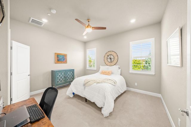 5628 Whisper Wind Way, Roseville, CA 95747