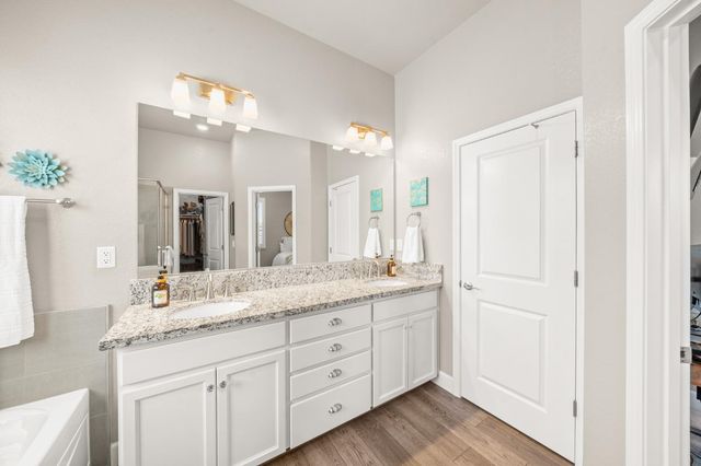 5628 Whisper Wind Way, Roseville, CA 95747