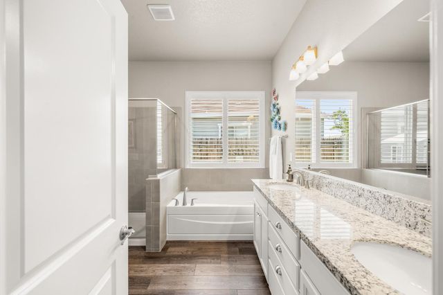 5628 Whisper Wind Way, Roseville, CA 95747