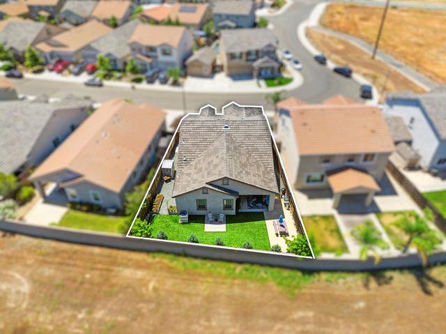 5628 Whisper Wind Way, Roseville, CA 95747