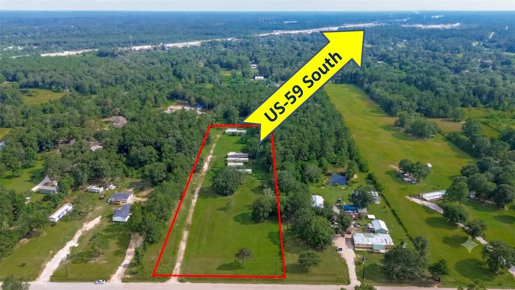 905 County Road 379, Cleveland, TX 77328