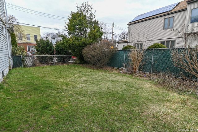 7025 71st Place, Glendale, NY 11385