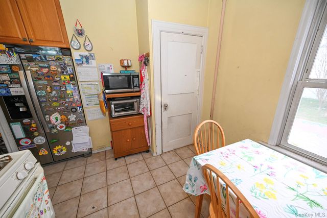 7025 71st Place, Glendale, NY 11385