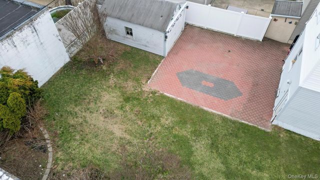 7025 71st Place, Glendale, NY 11385