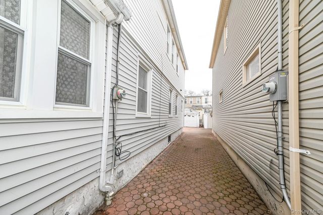 7025 71st Place, Glendale, NY 11385