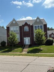 1323 Holgate Holgate Drive B, Ballwin, MO 63021