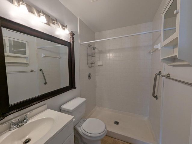 5112 Society Place W D, West Palm Beach, FL 33415