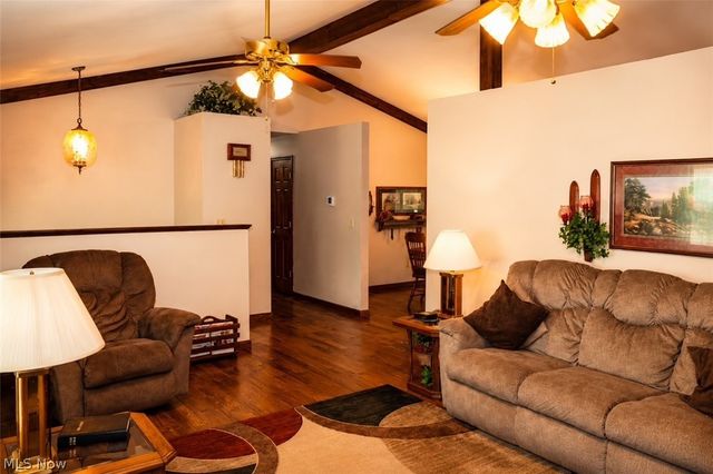 550 Emmaus Road, Belpre, OH 45714