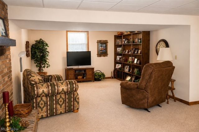 550 Emmaus Road, Belpre, OH 45714