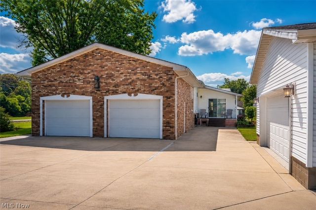 550 Emmaus Road, Belpre, OH 45714